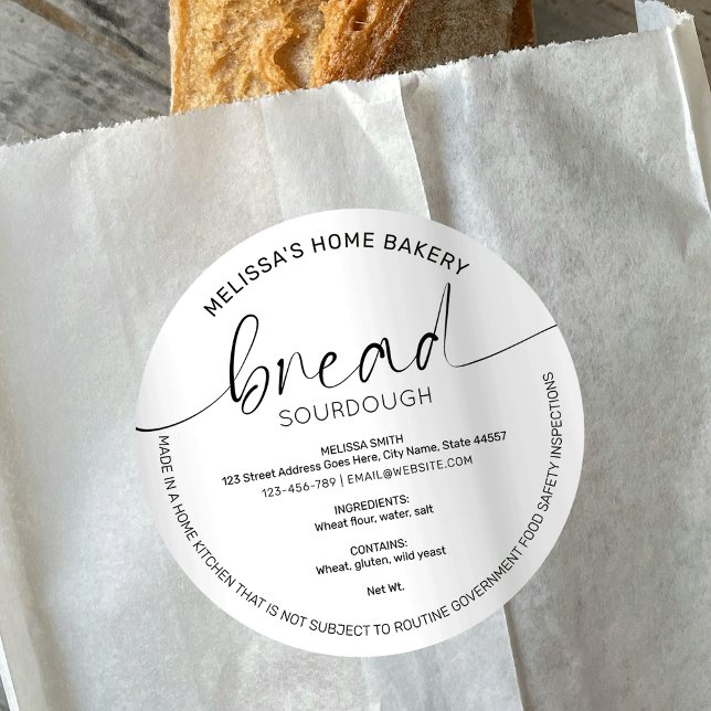 Minimalistische Backwaren Hütte Gesetz Zutaten Runder Aufkleber (Cottage law labels for bread bakers, featuring minimalist modern black and white design)