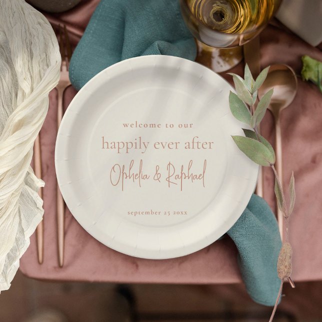 Minimalistische Begrüßungsschreiben-Hochzeit Pappteller (9" round plate in cream with terracotta typography)