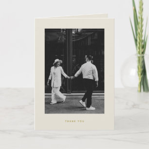 Minimalistische Beige-Foto-Hochzeit Dankeskarte