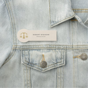 Minimalistische Beige Leinen & Gold Justice Scale Namensschild