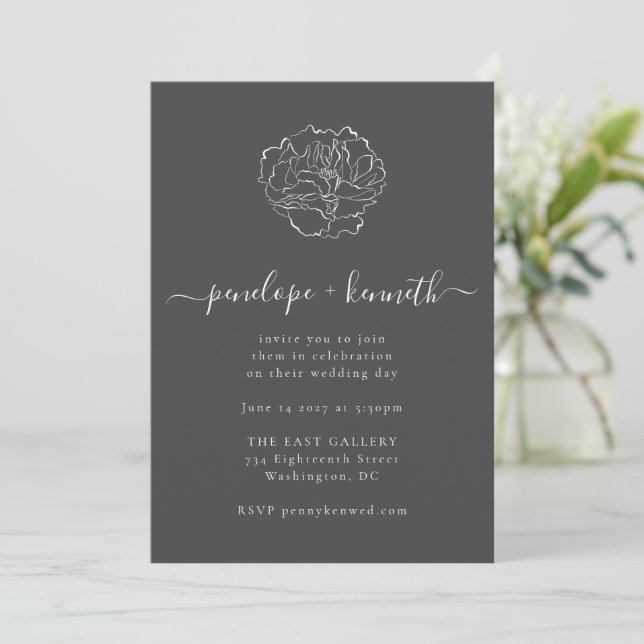 Minimalistische Blume Black Script Calligrafy Wedd Einladung (Stehend Vorderseite)