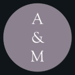 Minimalistische Bold Monogram Boho Dusty Lila Wedd Runder Aufkleber<br><div class="desc">Minimalistische fette Monogram Trendy Chic Typografy Wedding Classic Round Stickers in Boho Dusty Lila</div>