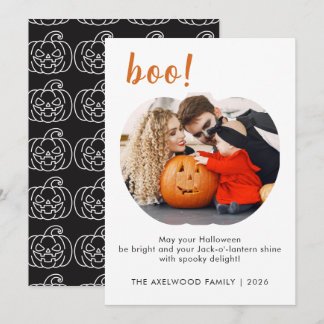 Minimalistische Boo-Typografiefamilie Halloween Feiertagskarte