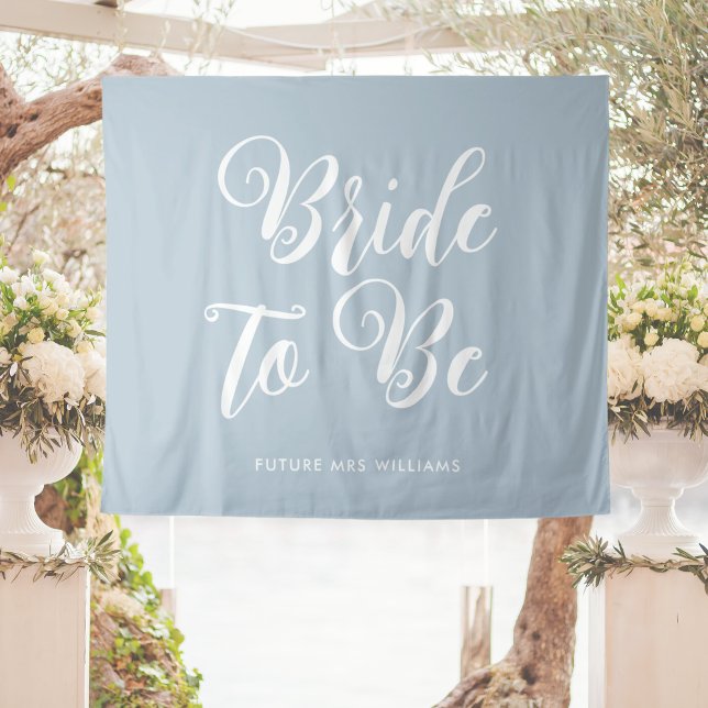 Minimalistische Braut als Brautparty Hintergrund Wandteppich (minimalist bride to be Bridal Shower Backdrop Tapestry Cute Blue Romantic Coastal Grandaughter)