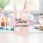 Minimalistische Bridesmaid oder Trauzeugin Dosenglas<br><div class="desc">Für Ihre Brautjungfrauen,  Trauzeuginnen oder andere Mitglieder Ihres Brautparty zu feiern in Ihrem Brautparty,  Junggeselinnen-Abschied,  Probe Abendessen,  Hochzeitsempfang und andere Hochzeitsfeiern. Personalisieren Sie mit ihrem Namen.</div>