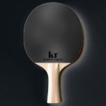 Minimalistische dunkelgraue Irideszierende Textur Tischtennis Schläger<br><div class="desc">Monochromatischer,  minimalistischer dunkelgrau irisierender Texturhintergrund,  modernes Design anpassbar Monogramm und Text in schwarz.</div>