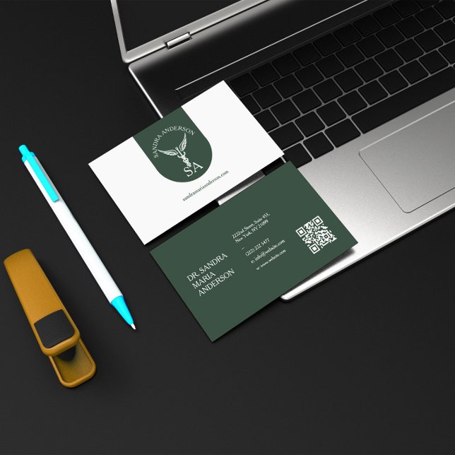 Minimalistische dunkelgrüne medizinische URL-Code Visitenkarte (Von Creator hochgeladen)