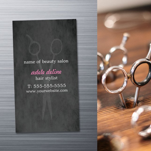 Minimalistische Elegant Graurosa Haar Stylist Magnetische Visitenkarte (Von Creator hochgeladen)
