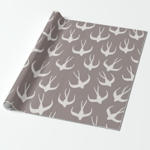 Minimalistische Elfenbein-Schwalben im Flug Geschenkpapier