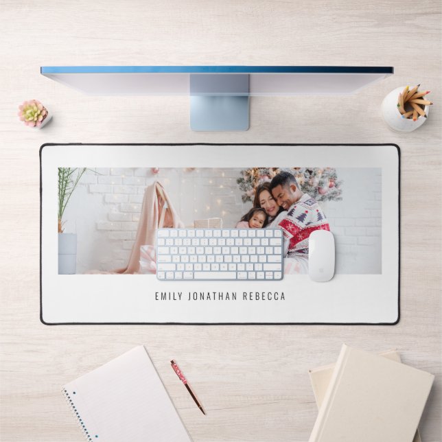 Minimalistische Foto-Familiennamen Weiß Schreibtischunterlage (Büro 1)