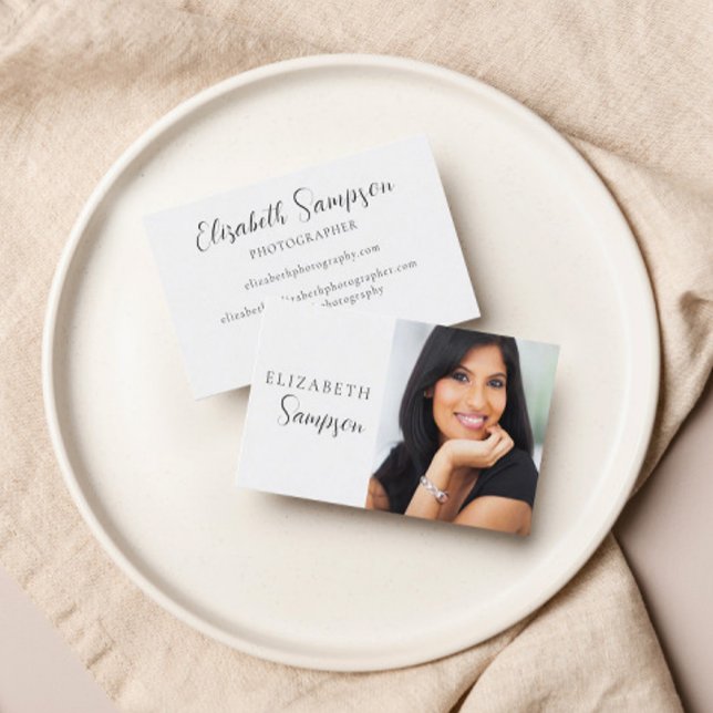 Minimalistische Foto Schwarz/Weiß-Visitenkarte Visitenkarte (Von Creator hochgeladen)