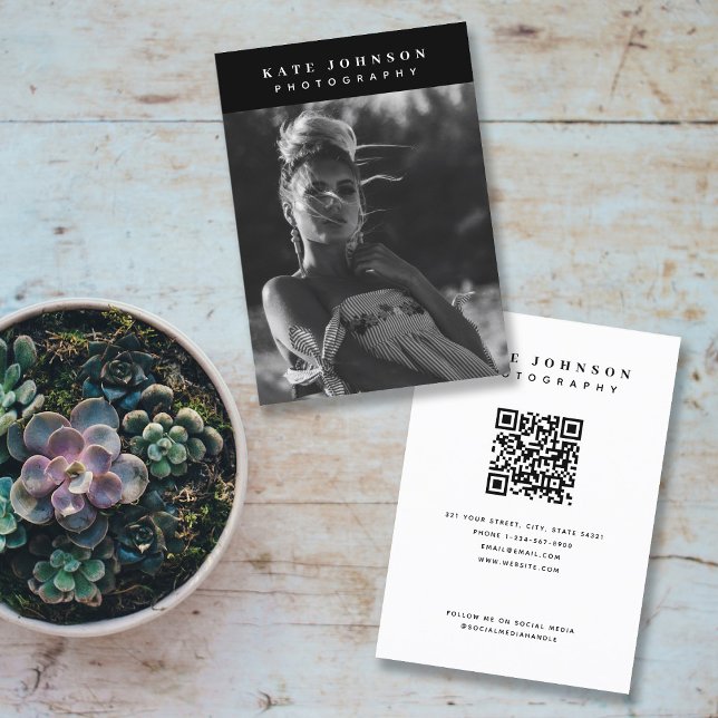 Minimalistische Fotografie Full Foto Trendy Visitenkarte (Von Creator hochgeladen)