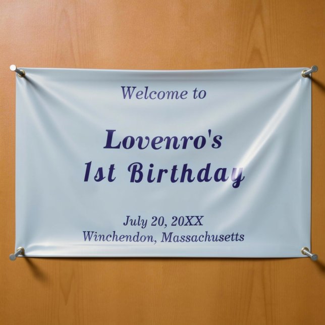 Minimalistische hellblaue Kindergeburtstagsbanner Banner (Light blue minimalist typography style kids birthday banner)