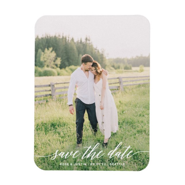 Minimalistische Hochzeitskarte Foto Save the Date Magnet (Vertikal)