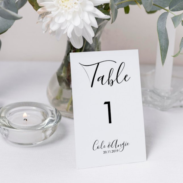 Minimalistische Hochzeitsstipps - Grenzübergänge (Minimalist Wedding Table Number with Crossed Borders.)