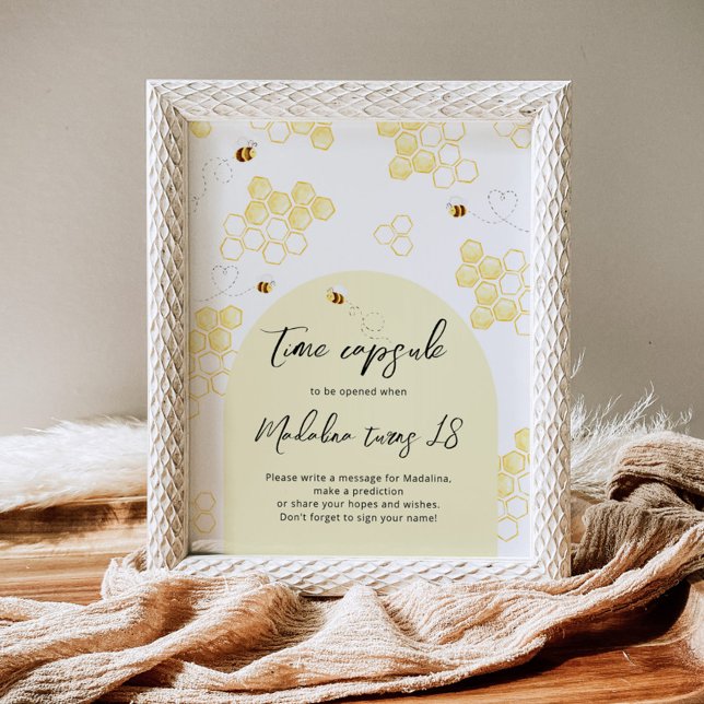 Minimalistische Hummelsaison Geburtstag Poster (Von Creator hochgeladen)