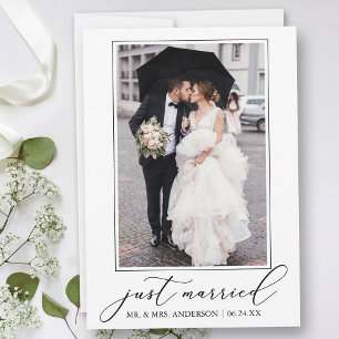 Minimalistische Kalligrafie nur verheiratetes Foto Ankündigung