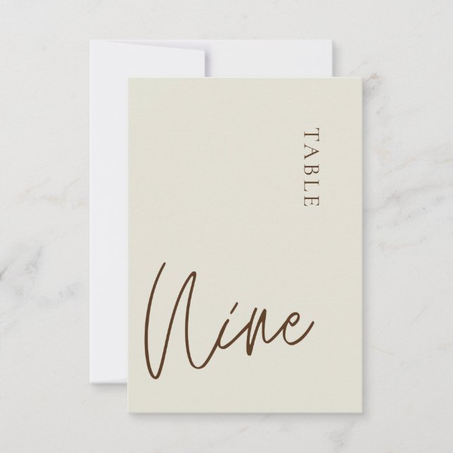 Minimalistische Kalligraphie Tabelle neun Tischnum Einladung (Vorderseite)