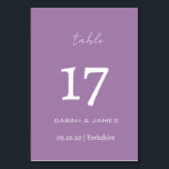 Minimalistische Lavendel-Script-Hochzeit Personali Tischnummer<br><div class="desc">Eleganter Lavender mit Personalisierter Tischnummer-Karte mit weißem Schriftart Script</div>