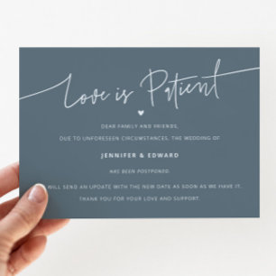 Minimalistische Liebe ist das Hochzeitssattel eine Einladung