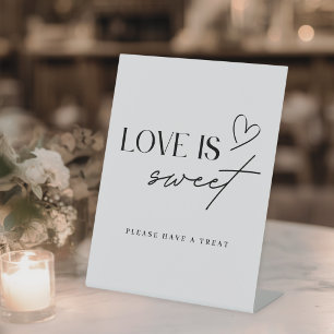 Minimalistische 'Love is Sweet' Hochzeits-Dessert- Sockelschild