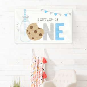 Minimalistische Milch und Cookies Geburtstagsgrund Banner