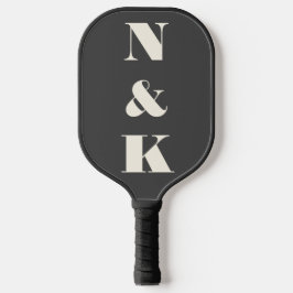 Minimalistische moderne Monogram Black and White W Pickleball Schläger