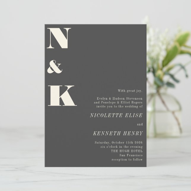 Minimalistische moderne Monogram Black Bold Weddin Einladung (Stehend Vorderseite)