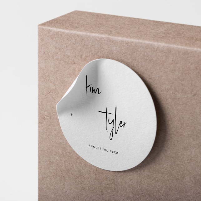 Minimalistische, moderne Namensskripte Runder Aufkleber (Von Creator hochgeladen)