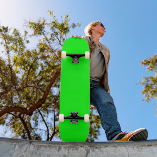 Minimalistische moderne Solid Line Green Color Skateboard