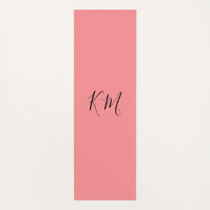 Minimalistische Monogramm schwarze Initialen rosa Yogamatte
