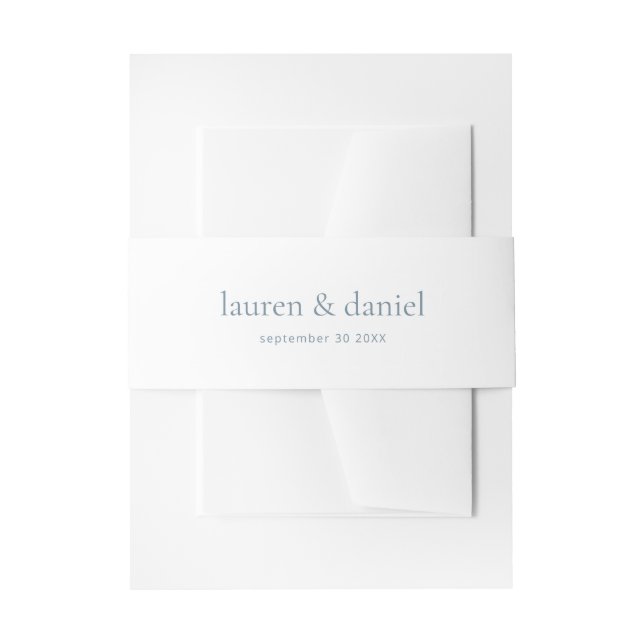 Minimalistische Namen Dusty Blue White Wedding Einladungsbanderole (Vorderseite Beispiel)