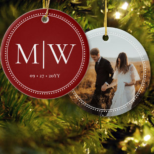 Minimalistische Newlywings Monogram Foto Red Holid Keramik Ornament