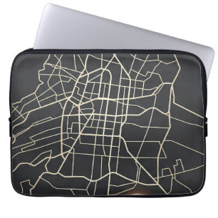 Minimalistische NYC-Fußballkarte mit Linienkunst Laptopschutzhülle