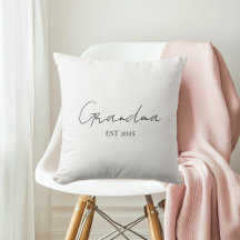Minimalistische Oma EST 2025 Personalisiertes Gesc