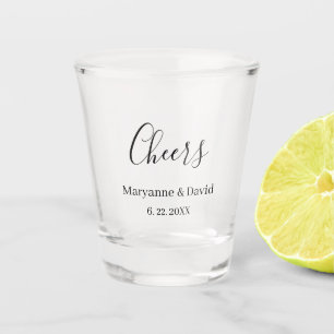 Minimalistische personalisierte Cheers-Hochzeit Schnapsglas