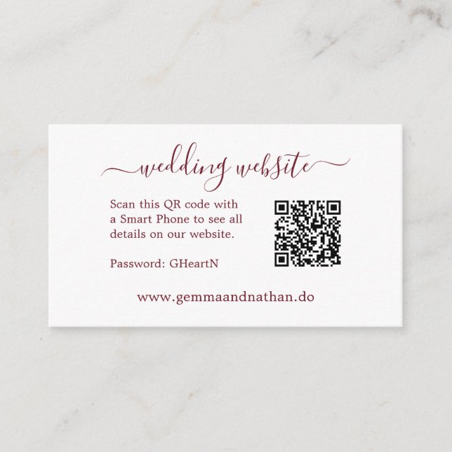 Minimalistische QR Code Burgundy Small Wedding Web Begleitkarte (Vorderseite)