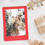 Minimalistische Retro-Schreibmaschine mit zwei ver Feiertagskarte<br><div class="desc">Einfache Minimalistische Retro-Schreibmaschine Zwei vertikale Foto-Ferienkarte in Rot</div>