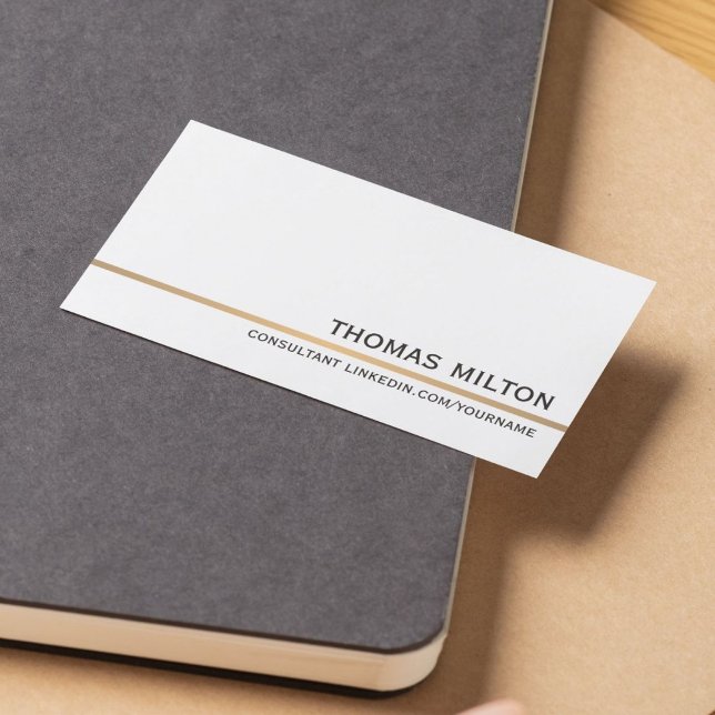 Minimalistische, saubere, weiße Imitate Gold Line- Visitenkarte (Von Creator hochgeladen)