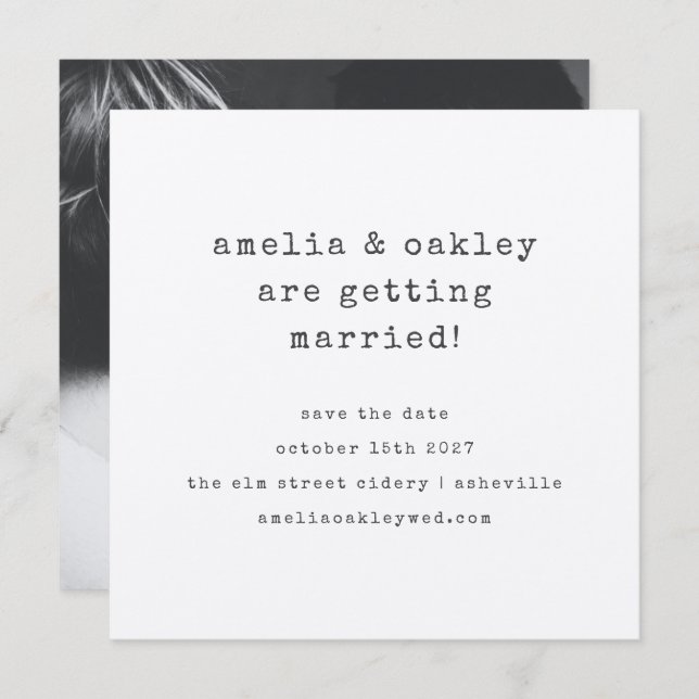 Minimalistische Schreibmaschine Black Kraft Weddin Save The Date (Vorne/Hinten)