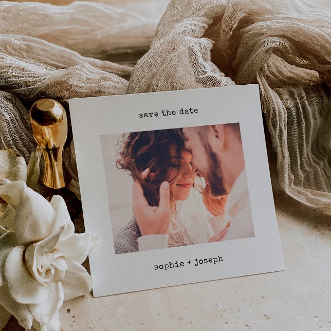 Minimalistische Schreibmaschine | Einfache Hochzei Save The Date (Von Creator hochgeladen)