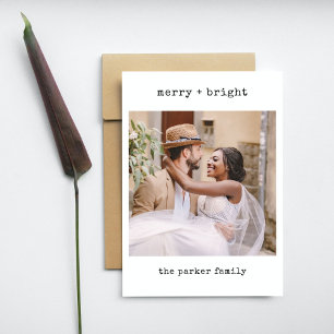 Minimalistische Schreibmaschine Frohe Weihnachte Feiertagskarte