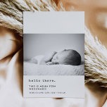Minimalistische Schreibmaschine Hallo gibt es neue Ankündigung<br><div class="desc">Minimalistisches Design und Schrift-Skript: Eine perfekte,  moderne Fotokarte,  um die Geburt Ihres neuen Babys in der Welt anzukündigen. Vollständig anpassbar mit Bild,  Name,  Geburtsdaten und anderen Details Ihres Babys. Bearbeitbare Farben und Hintergrund.</div>