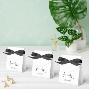 Minimalistische Schwarz-Weiß-Monogramm-Hochzeit  Geschenkschachtel
