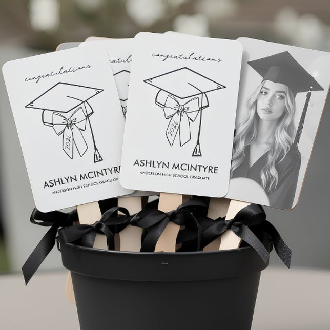 Minimalistische schwarze und weiße Abschlussmütze  Fächer (Graduation Cap and Bow Hand Fans)