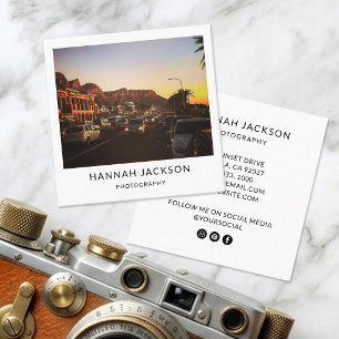 Minimalistische Social-Media-Fotografie im Vintage Quadratische Visitenkarte