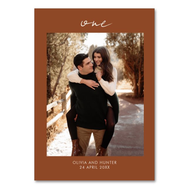 Minimalistische Terracotta-Hochzeit Tischnummer (Vorderseite)