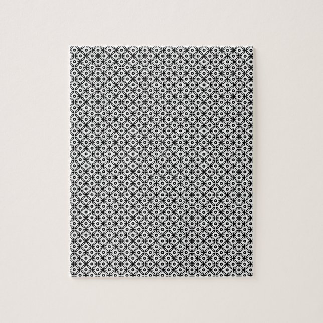 Minimalistische Tessellation aus Schwarz und Weiß Puzzle (Vertikal)