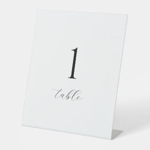 Minimalistische Tischkarten für die Hochzeit   Mod Sockelschild
