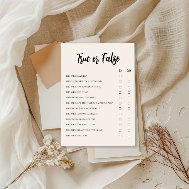 Minimalistische True oder False Bridal Game Card Einladung (Von Creator hochgeladen)